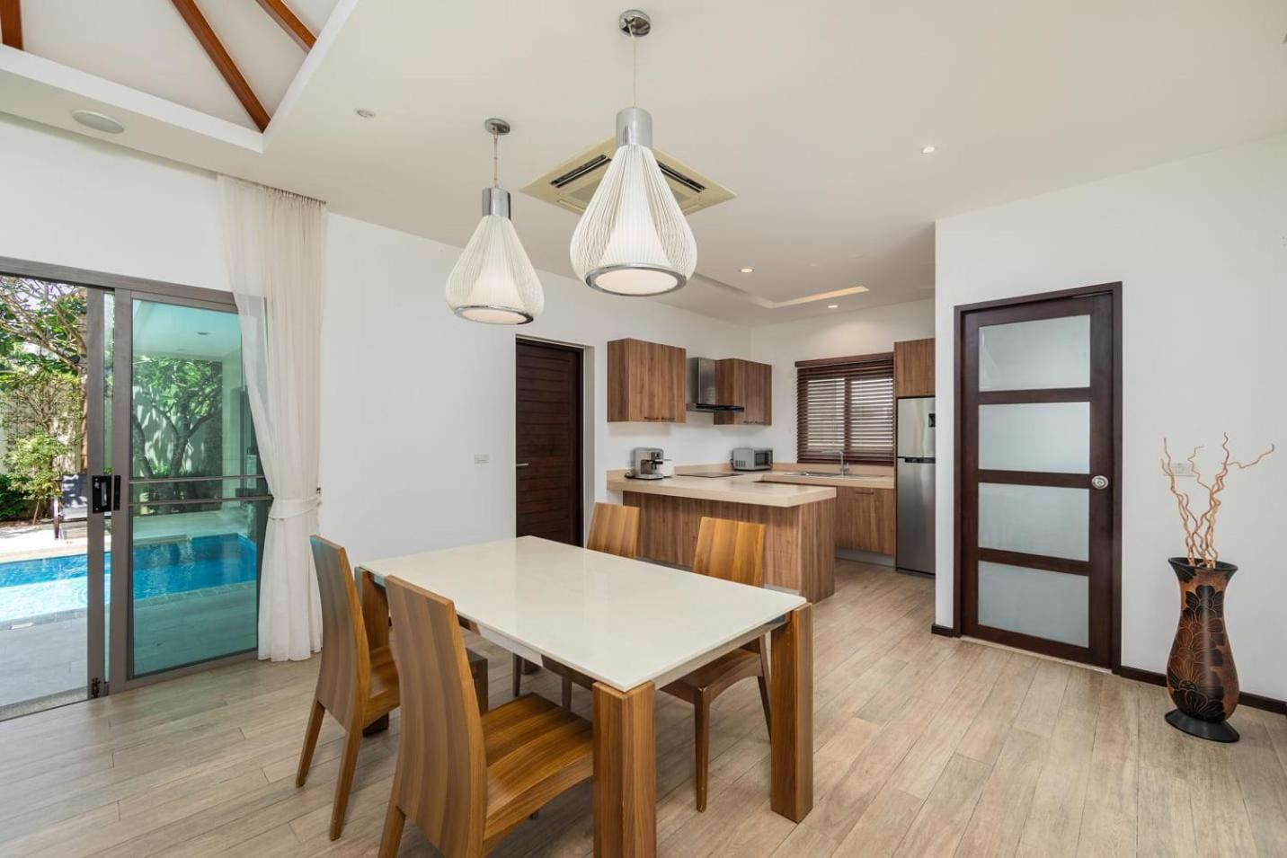 Villa Bond| 3 Bedrooms | Private Pool | 3 Min To Naiharn Beach Rawai Exteriör bild