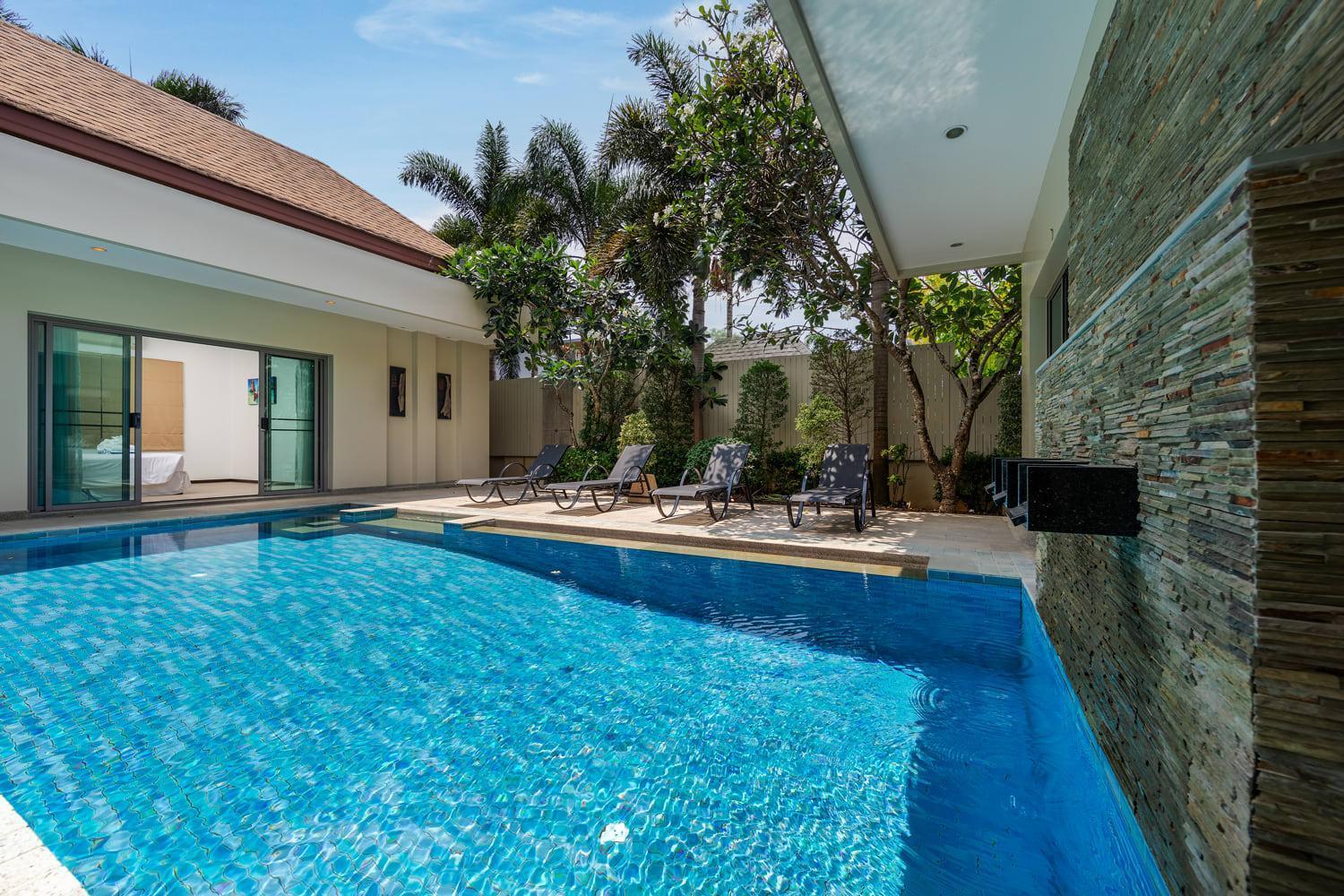 Villa Bond| 3 Bedrooms | Private Pool | 3 Min To Naiharn Beach Rawai Exteriör bild